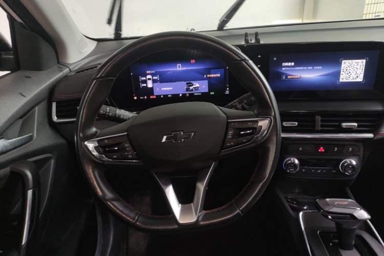 Used Chevrolet Trax 2022 Encore RS 1.5T CVT CoolMAX Steering Wheel