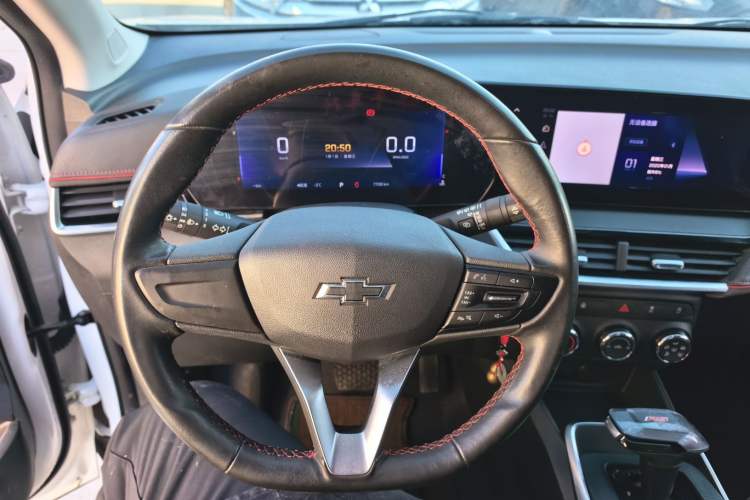 Used Chevrolet Trax 2022 Encore RS 1.5T CVT Cool Steering Wheel