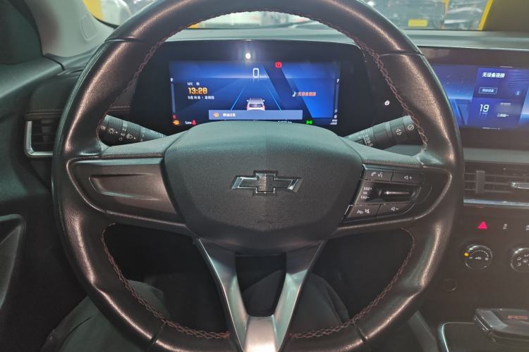 Used Chevrolet Trax 2022 Encore RS 1.5T CVT Cool Steering Wheel