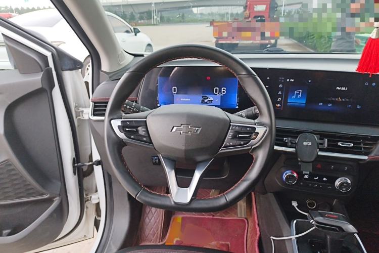 Used Chevrolet Trax 2022 Encore RS 1.5T CVT CoolPro Steering Wheel