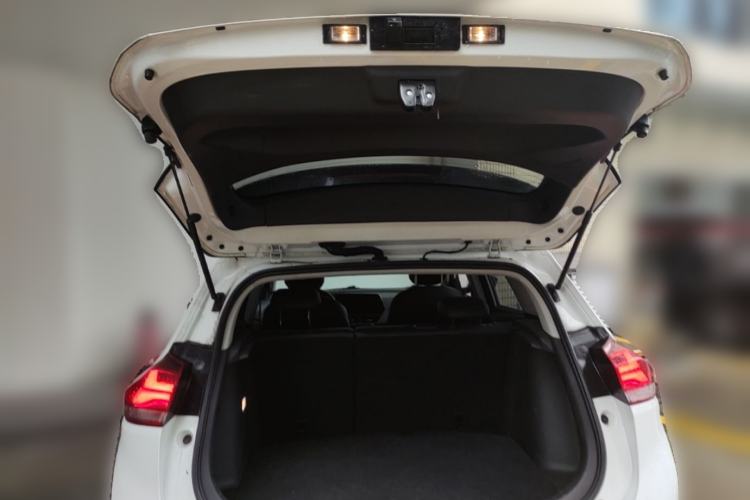 Used Chevrolet Trax 2022 Encore RS 1.5T CVT CoolMAX Trunk
