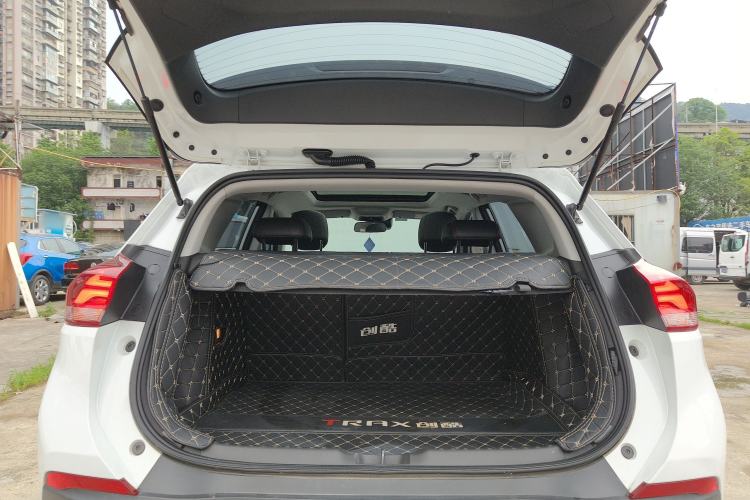 Used Chevrolet Trax 2022 Encore RS 1.5T CVT CoolPro Trunk