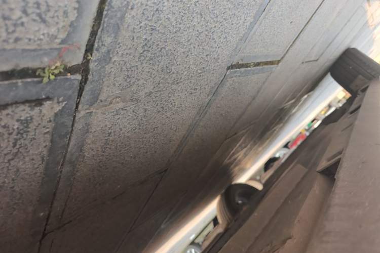 Used Chevrolet Trax 2022 Encore RS 1.5T CVT CoolPro Right Side Sill