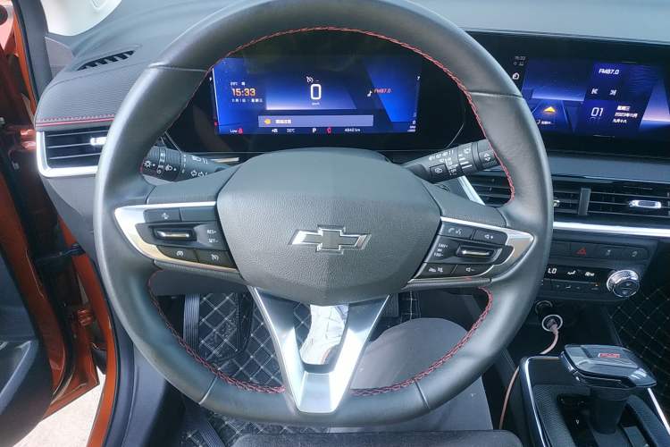Used Chevrolet Trax 2022 Encore RS 1.5T CVT CoolMAX Steering Wheel