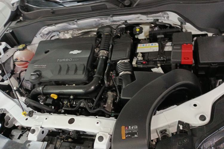 Used Chevrolet Trax 2023 Encore RS 1.5T CVT Cool Engine Bay