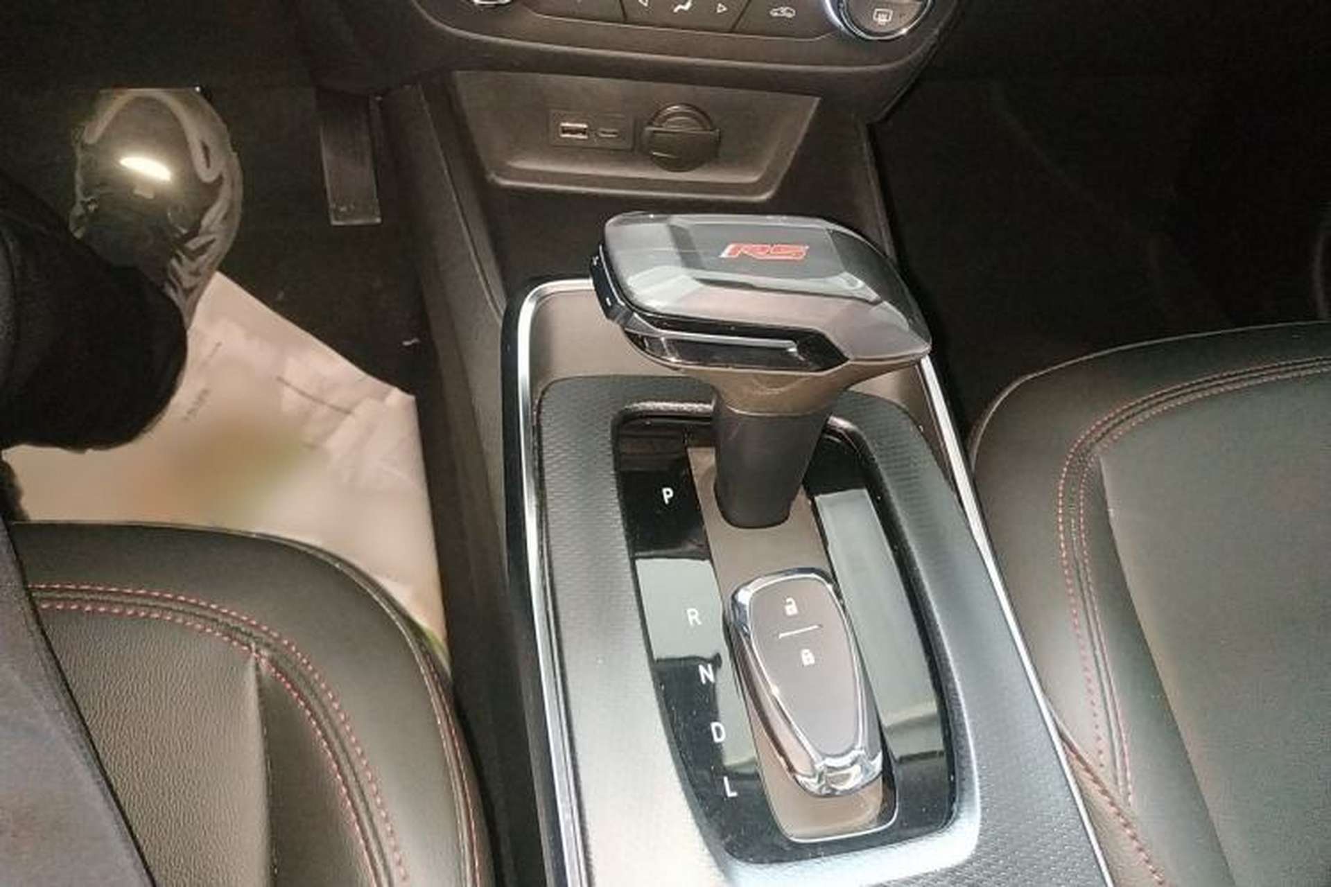 Used Chevrolet Trax 2023 Encore RS 1.5T CVT CoolPro Gear Lever