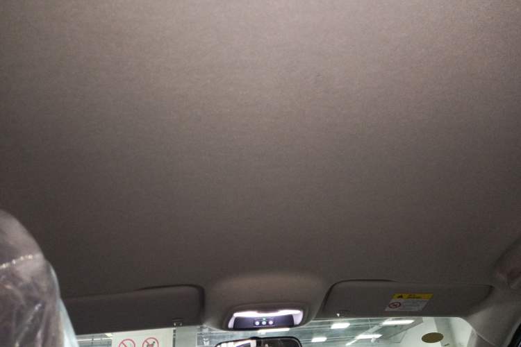 Used Chevrolet Trax 2023 Encore RS 1.5T CVT Cool Headliner
