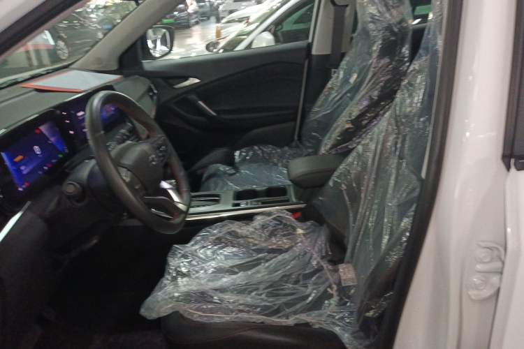 Used Chevrolet Trax 2023 Encore RS 1.5T CVT Cool Left Front Seat