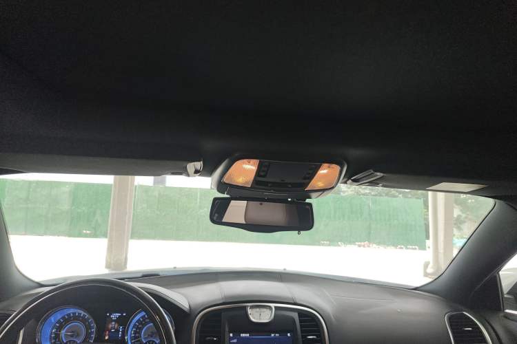 Used Chrysler 300C 2014 3.0L Excellence Edition Headliner