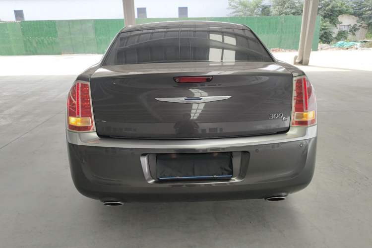 Used Chrysler 300C 2014 3.0L Excellence Edition Rear