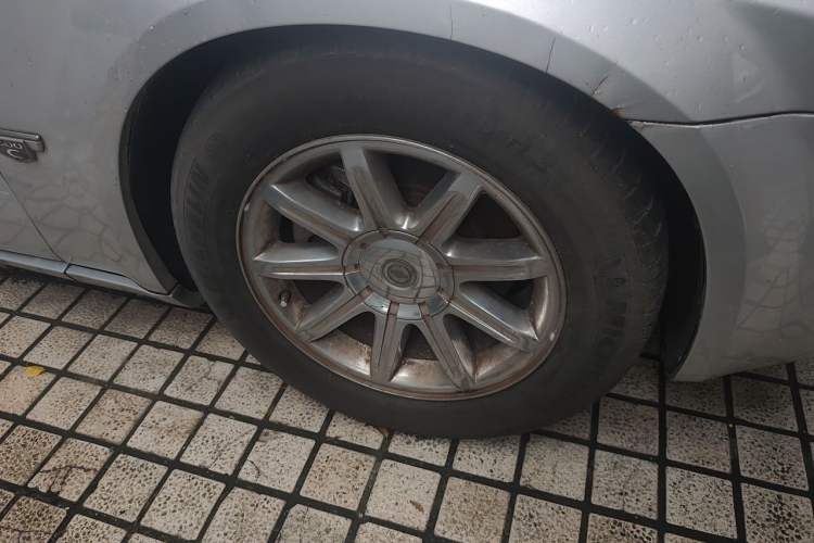 Used Chrysler 300C 2004 3.5 V6 Right Front Wheel Hub