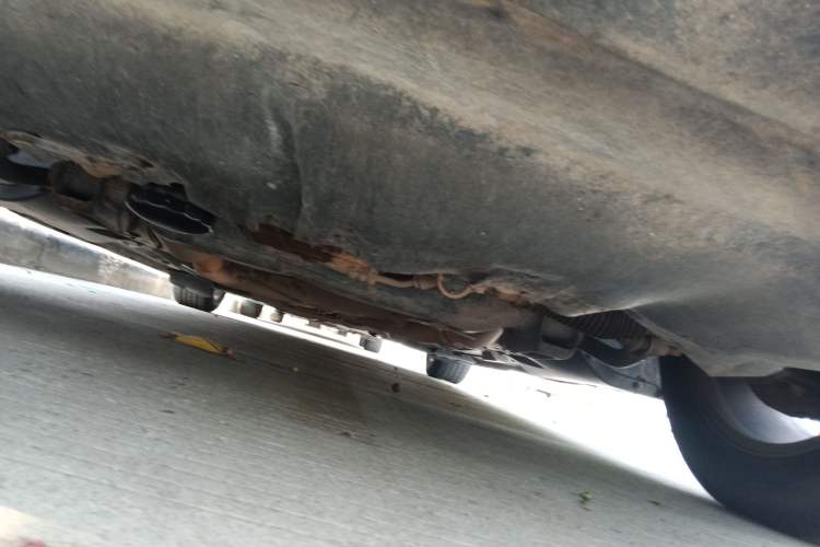 Used Chrysler 300C 2006 2.7L Luxury Edition Chassis Front