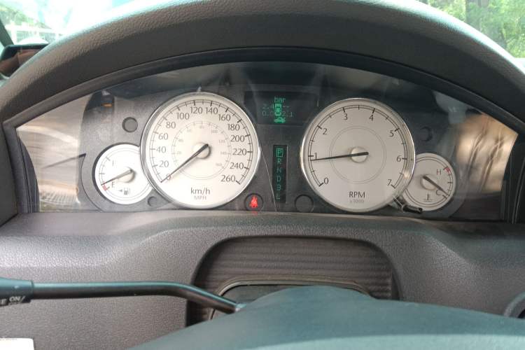Used Chrysler 300C 2006 2.7L Luxury Edition Instrument Cluster