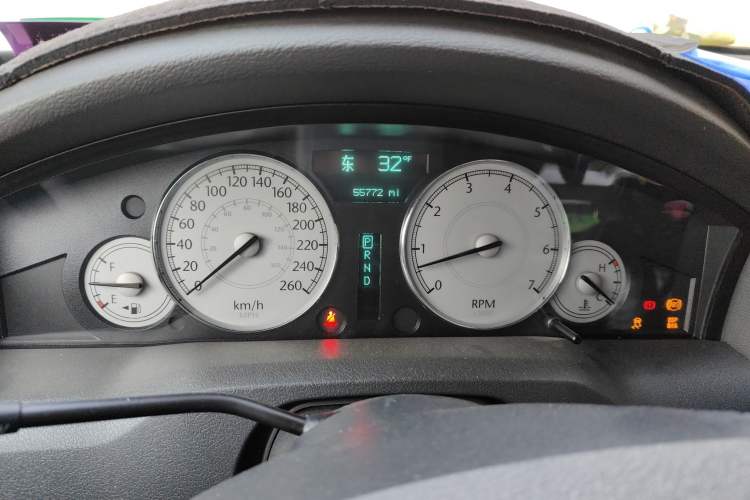 Used Chrysler 300C 2006 3.5L Luxury Navigation Edition Odometer Close Up