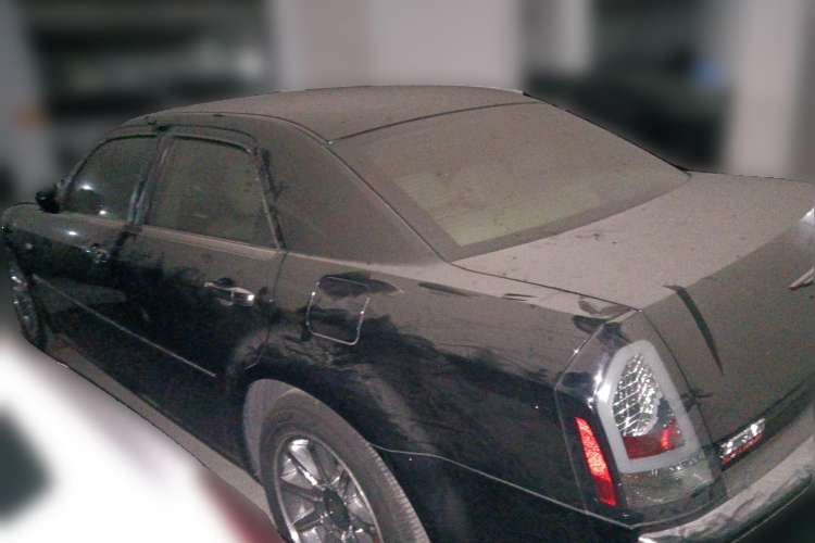 Used Chrysler 300C 2006 5.7L Luxury Navigation Edition Rear Left 45 Deg
