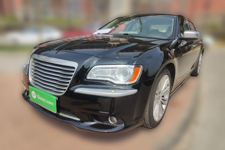 Used Chrysler 300C 2012 3.6L Luxury Edition Guazi used car, China used car export, Used car for sale, Used cars, Cheapest cars for sale