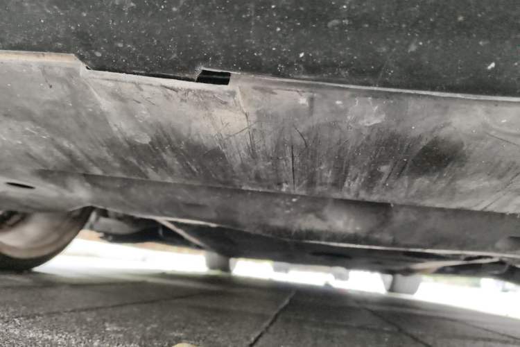 Used Chrysler 300C 2012 3.6L Luxury Edition Chassis Front