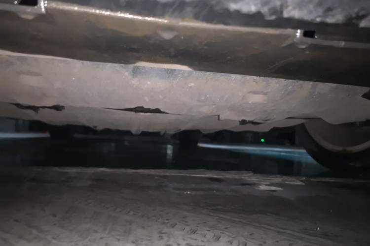 Used Chrysler 300C 2012 3.6L Luxury Edition Chassis Front