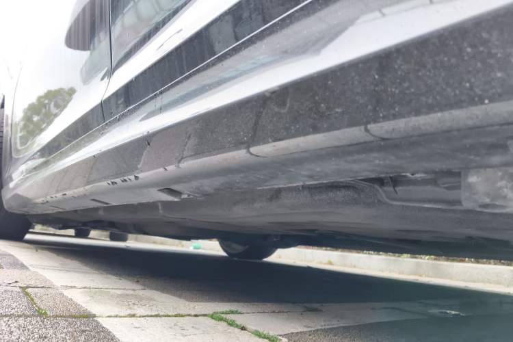 Used Chrysler 300C 2012 3.6L Luxury Edition Chassis Rear Left