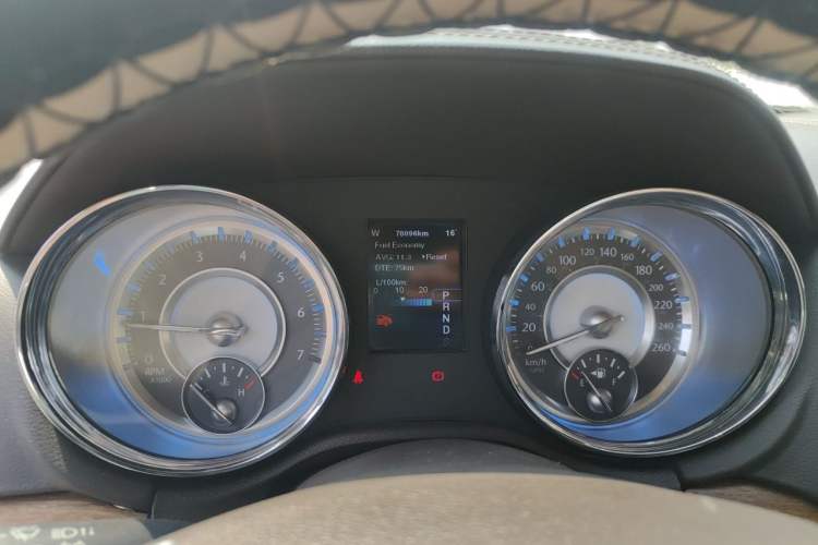 Used Chrysler 300C 2012 3.6L Luxury Edition Instrument Cluster