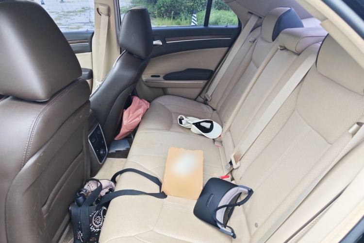 Used Chrysler 300C 2012 3.6L Luxury Edition Left Rear Seat