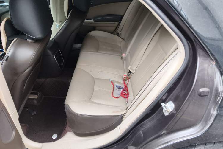 Used Chrysler 300C 2012 3.6L Luxury Edition Left Rear Seat