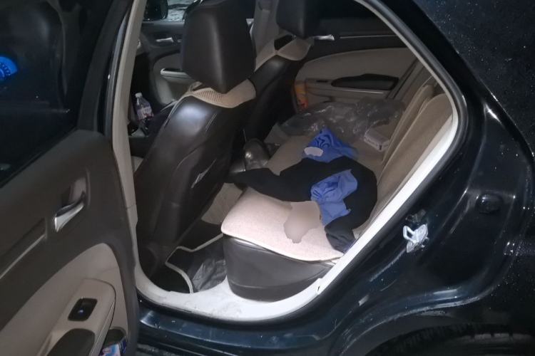 Used Chrysler 300C 2012 3.6L Luxury Edition Left Rear Seat