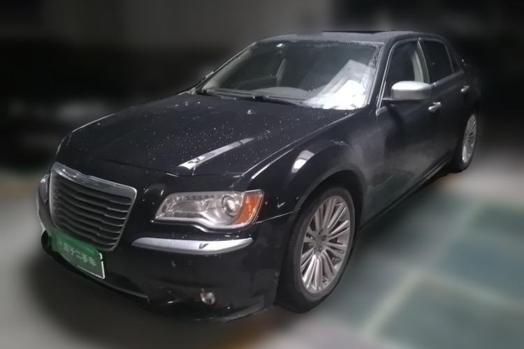 Used Chrysler 300C 2012 3.6L Luxury Edition Guazi used car, China used car export, Used car for sale, Used  cars, Cheapest cars for sale