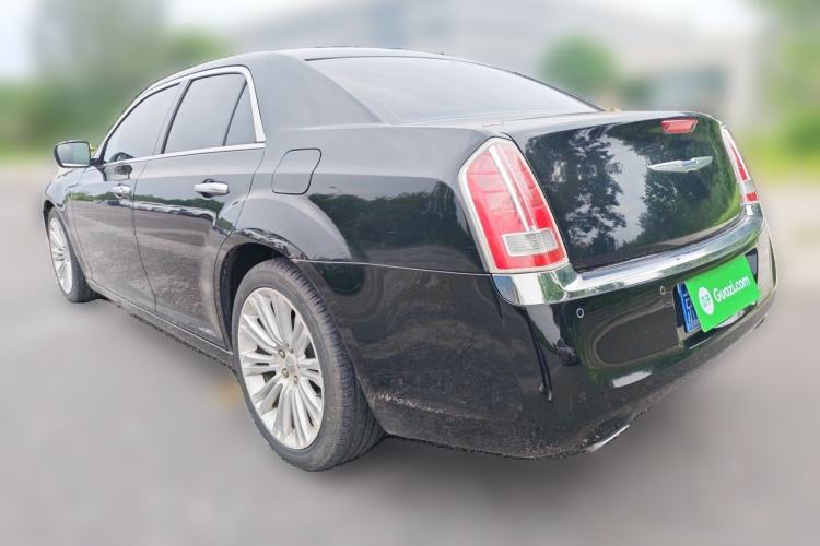 Used Chrysler 300C 2012 3.6L Luxury Edition Rear Left 45 Deg
