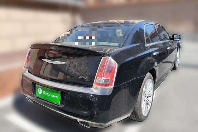 Used Chrysler 300C 2012 3.6L Luxury Edition Rear Right 45 Deg