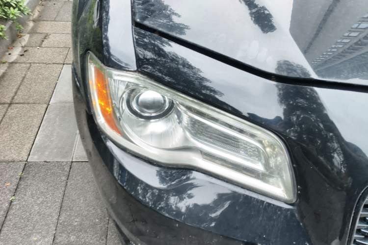Used Chrysler 300C 2012 3.6L Luxury Edition Right Front Headlight