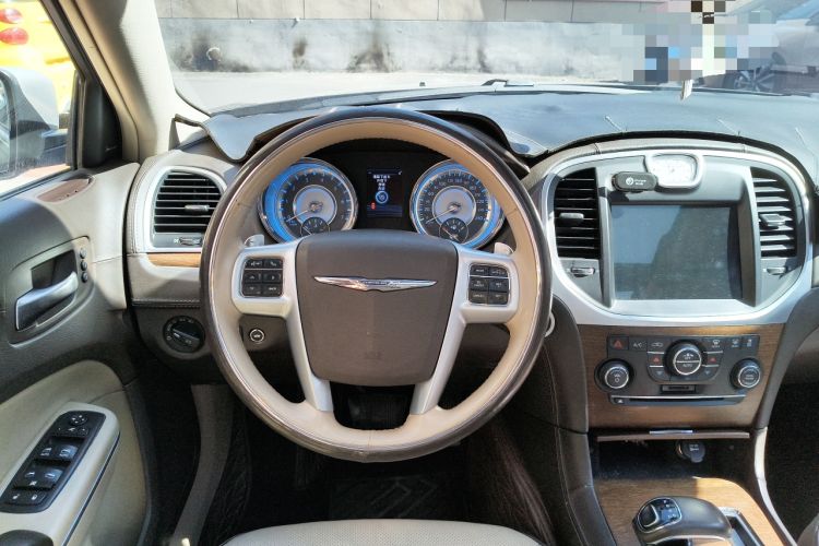 Used Chrysler 300C 2012 3.6L Luxury Edition Steering Wheel