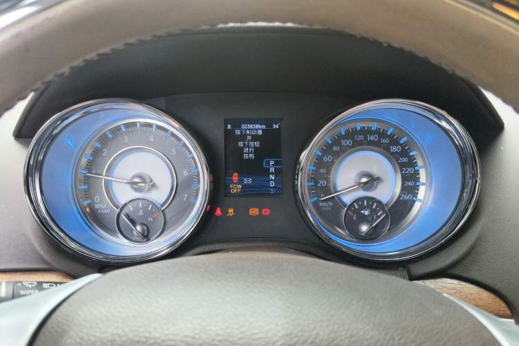 Used Chrysler 300C 2012 3.6L Luxury Edition Instrument Cluster