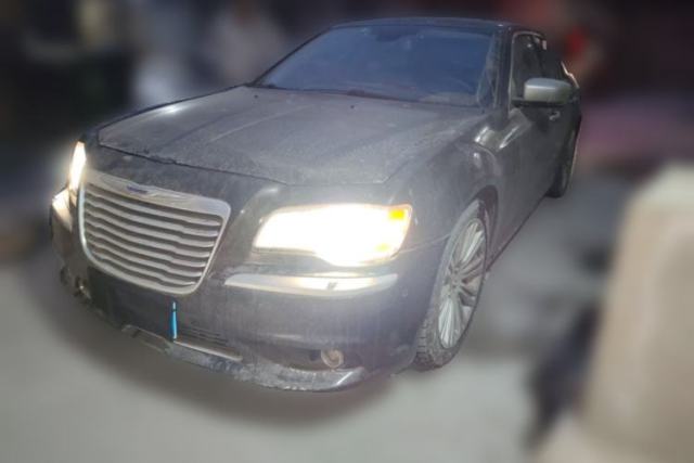 Used Chrysler 300C 2012 3.6L Luxury Edition