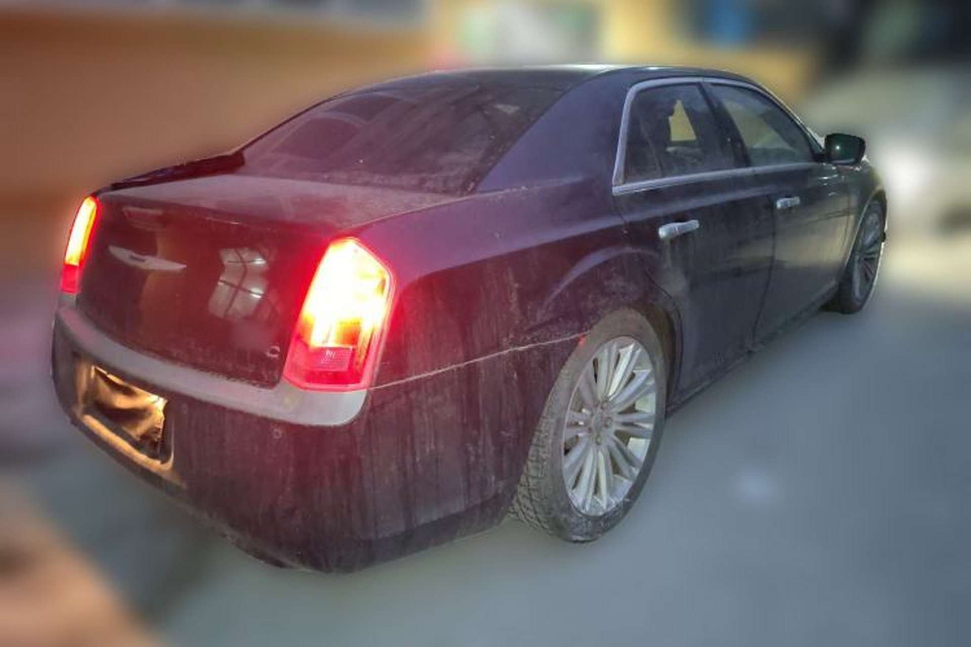 Used Chrysler 300C 2012 3.6L Luxury Edition Rear Right 45 Deg