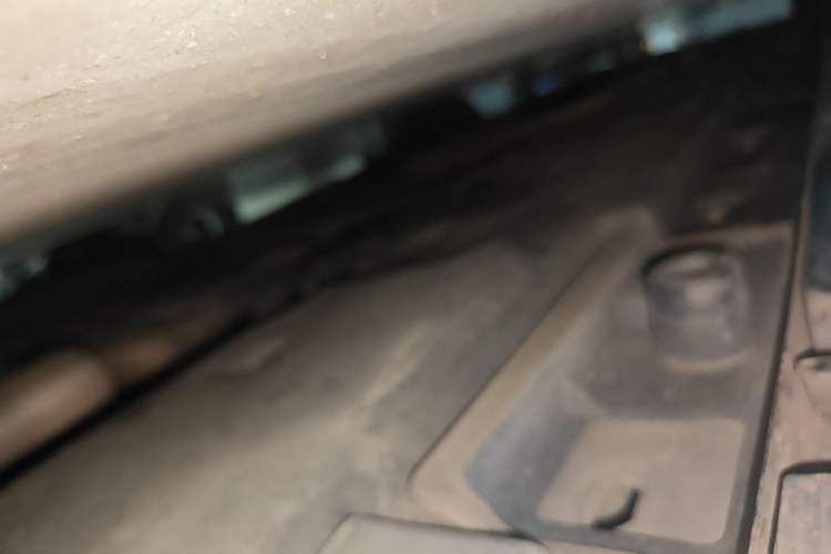 Used Chrysler 300C 2012 3.6L Luxury Edition Chassis Rear Left