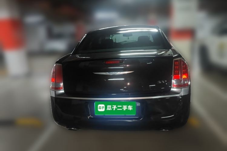 Used Chrysler 300C 2012 3.6L Luxury Edition Rear