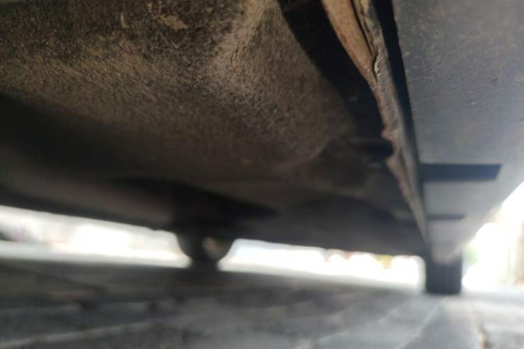 Used Chrysler 300C 2012 3.6L Luxury Edition Chassis Front Left