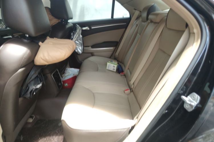 Used Chrysler 300C 2012 3.6L Luxury Edition Left Rear Seat