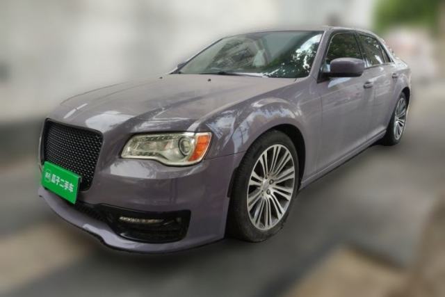 Used Chrysler 300C 2012 3.6L Luxury Edition