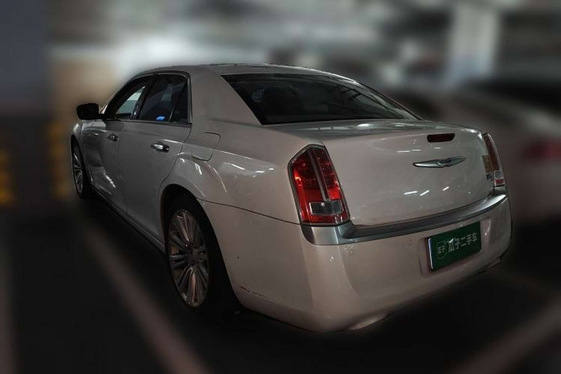 Used Chrysler 300C 2012 3.6L Luxury Edition Rear Left 45 Deg