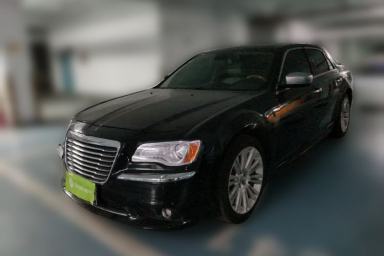 Used Chrysler 300C 2013 3.6L Luxury Edition