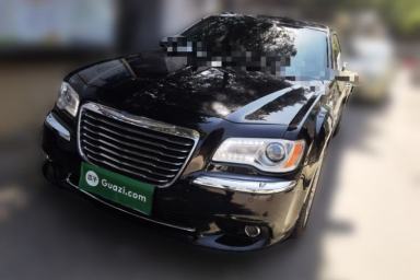Used Chrysler 300C 2013 3.6L Luxury Edition
