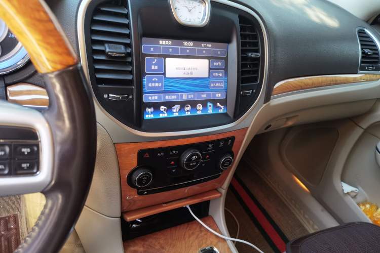 Used Chrysler 300C 2013 3.6L Luxury Edition Audio And AC Panel