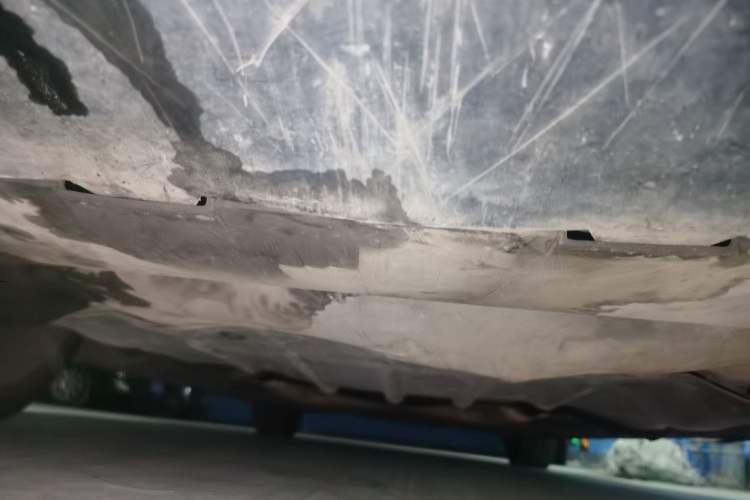 Used Chrysler 300C 2013 3.6L Premium Edition Chassis Front