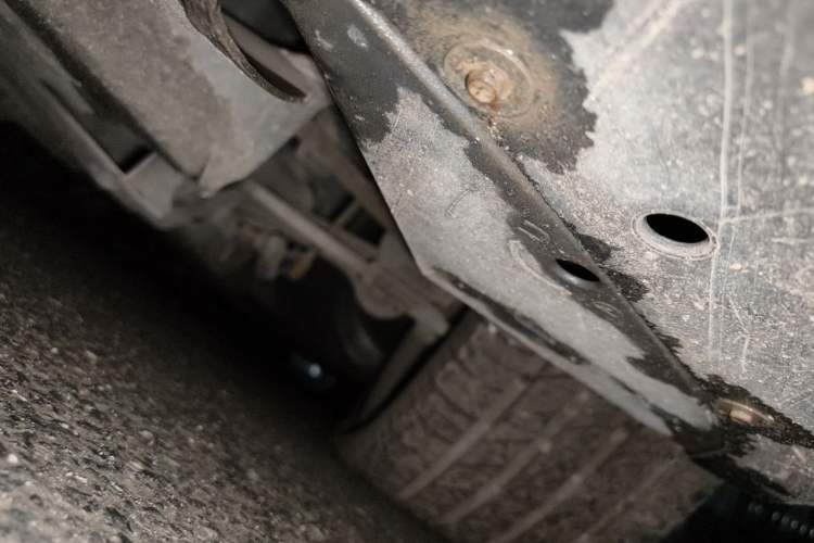 Used Chrysler 300C 2013 3.6L Prestige Edition Chassis Front Left