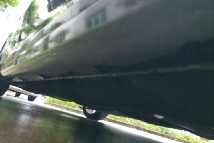 Used Chrysler 300C 2013 3.6L Luxury Edition Chassis Front Right