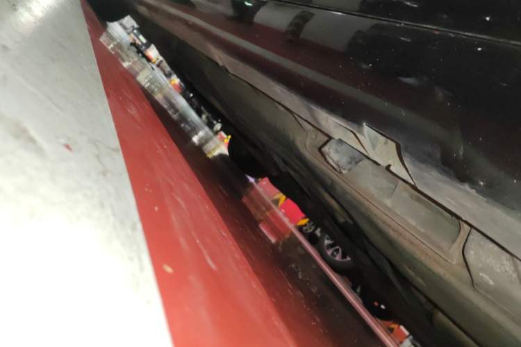 Used Chrysler 300C 2013 3.6L Luxury Edition Chassis Rear Left