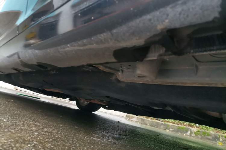 Used Chrysler 300C 2013 3.6L Luxury Edition Chassis Rear Left