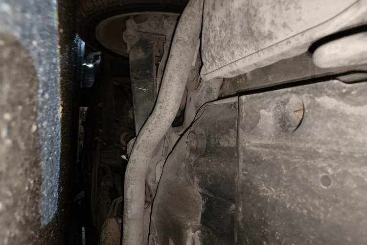 Used Chrysler 300C 2013 3.6L Prestige Edition Chassis Rear Left